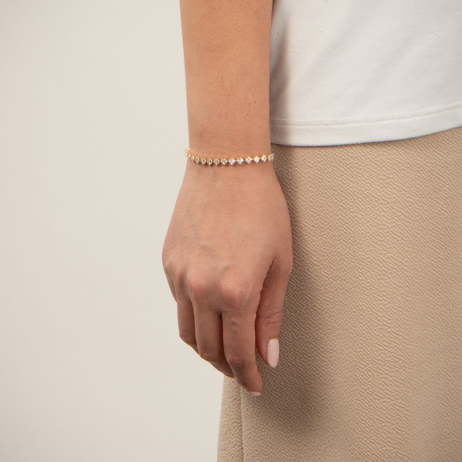 DETAIL234710