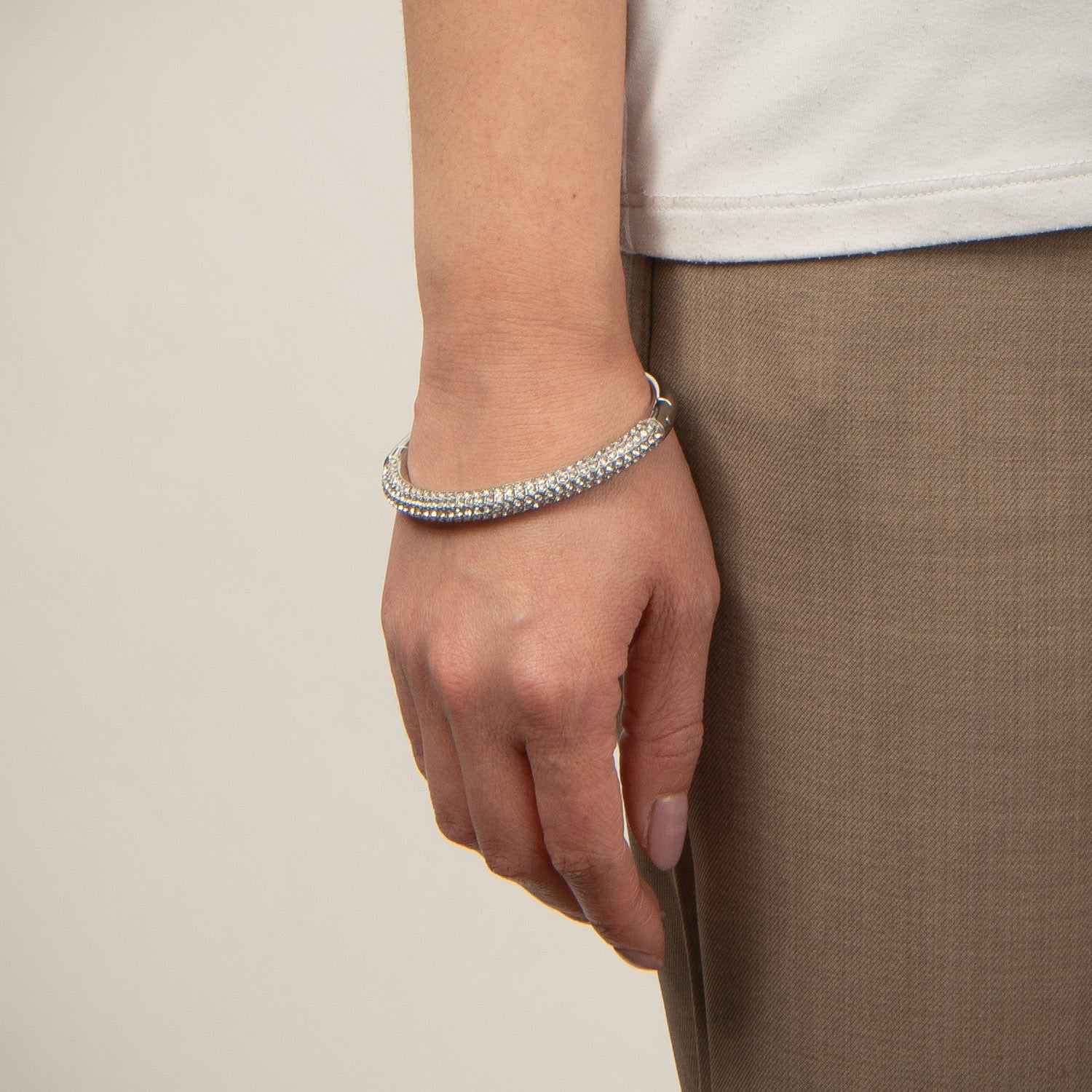 DETAIL255218