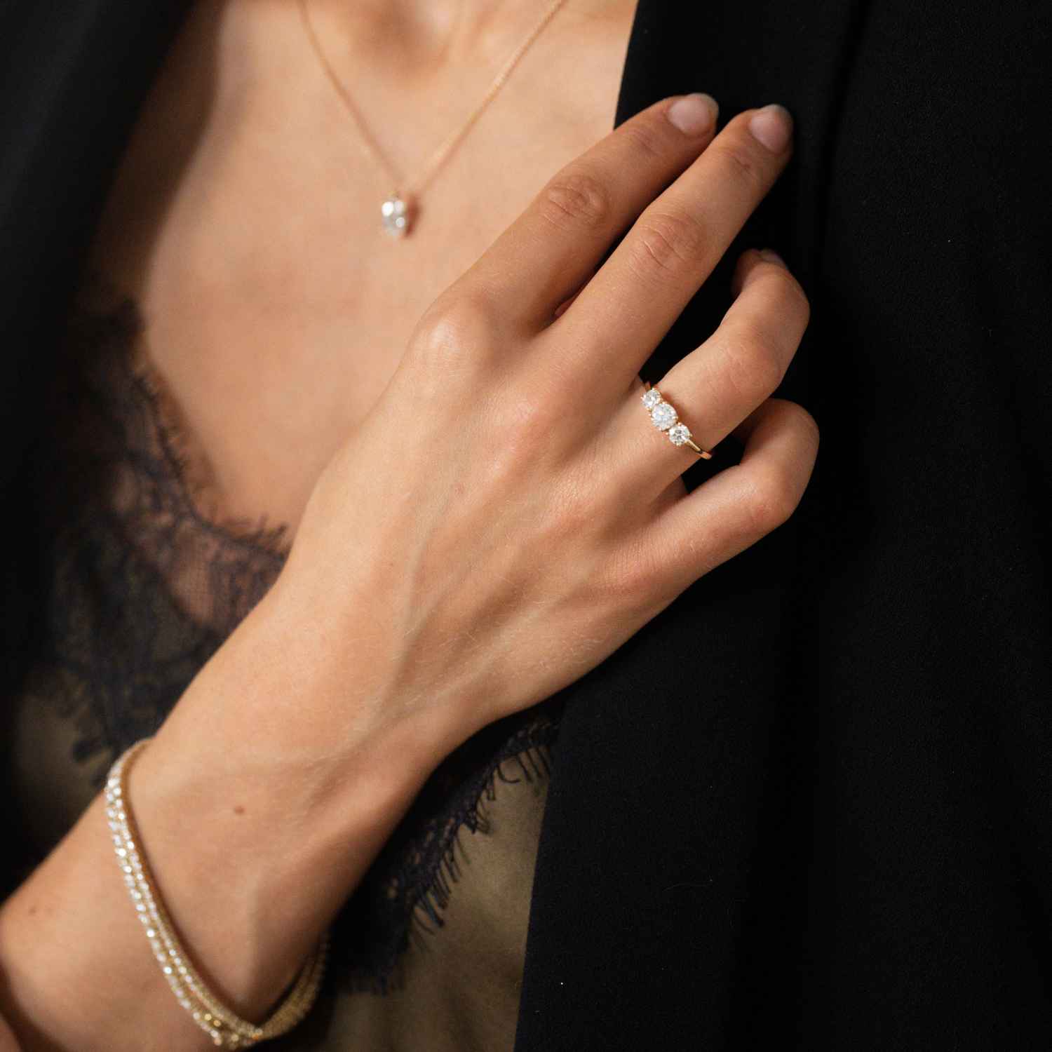 DETAIL257057