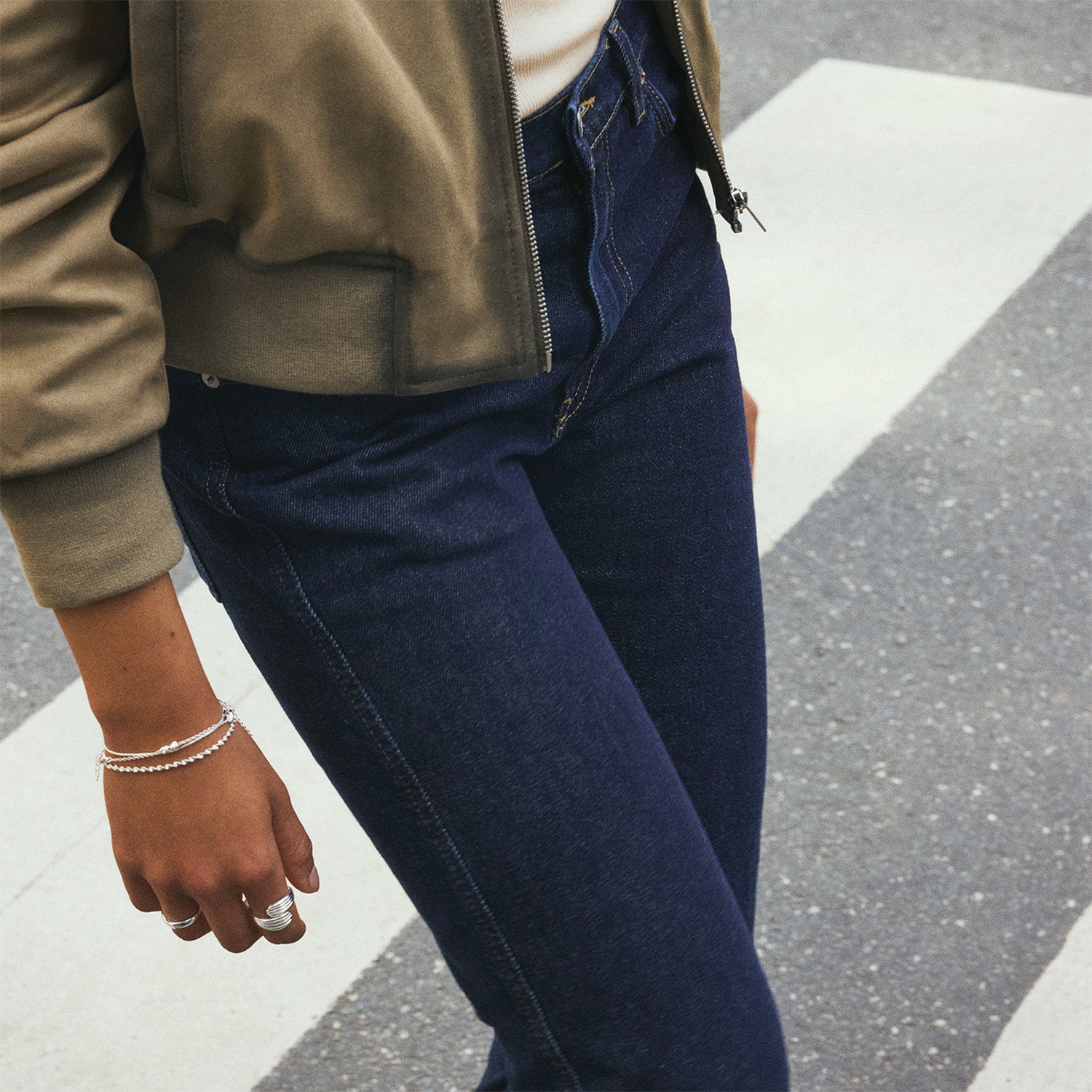 DETAIL216800
