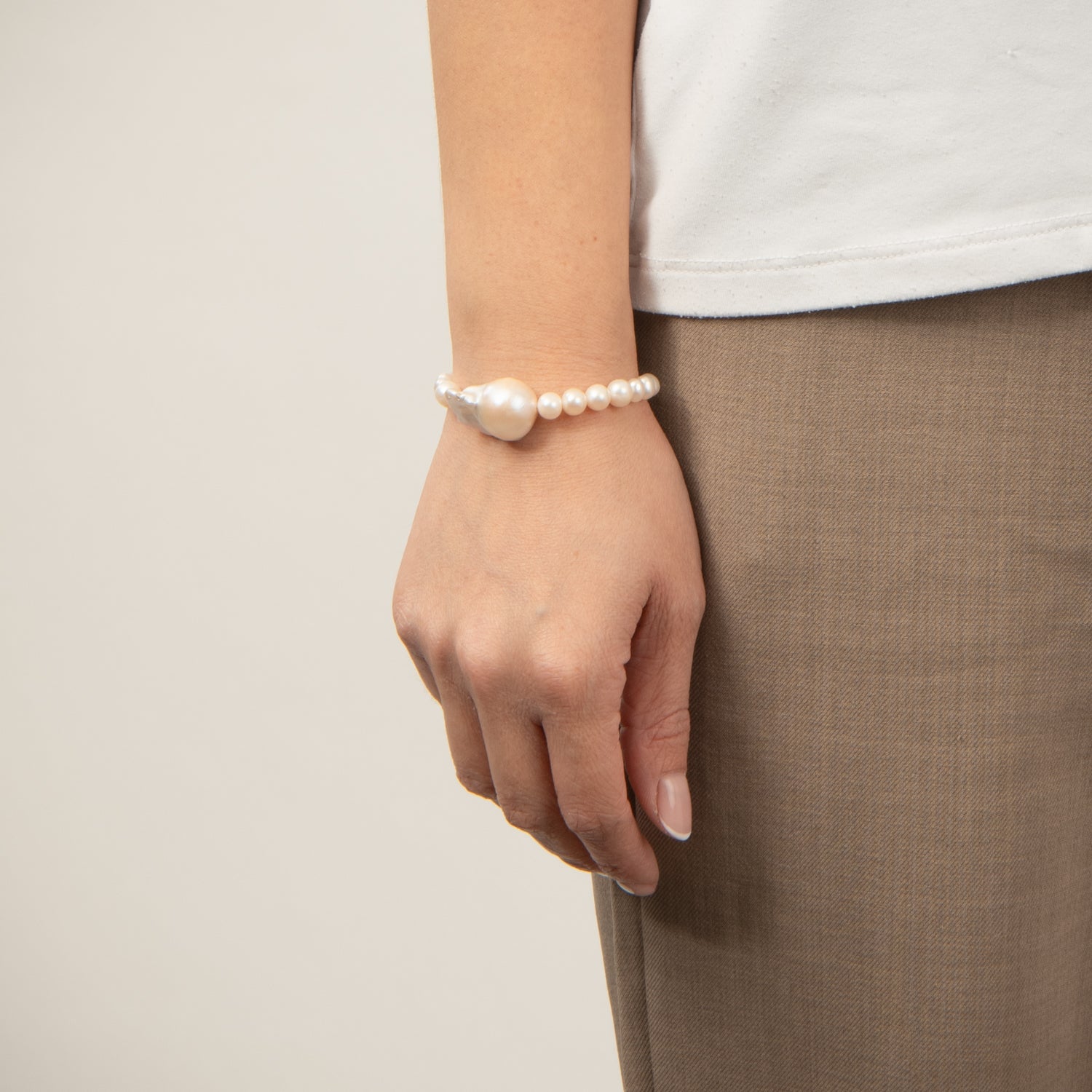 DETAIL237505