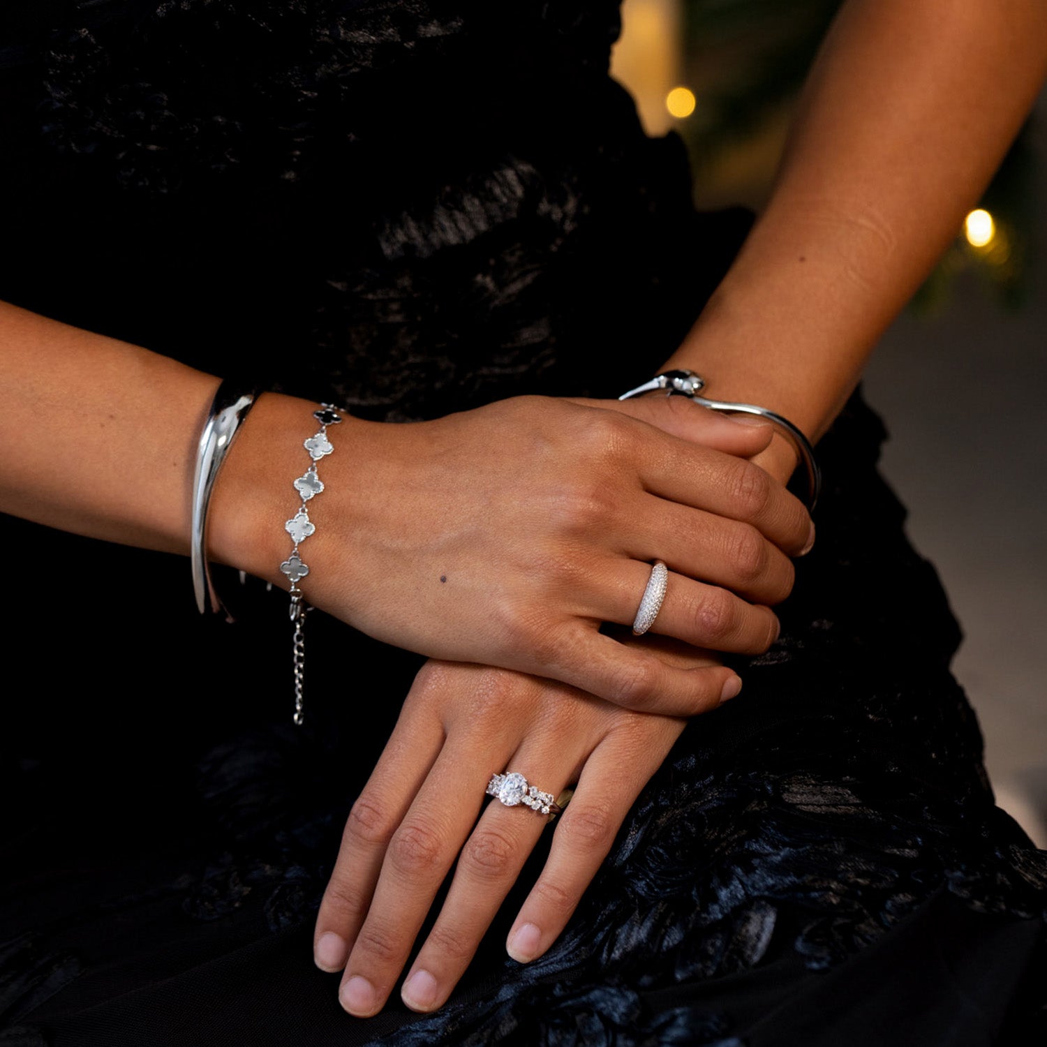 DETAIL234844