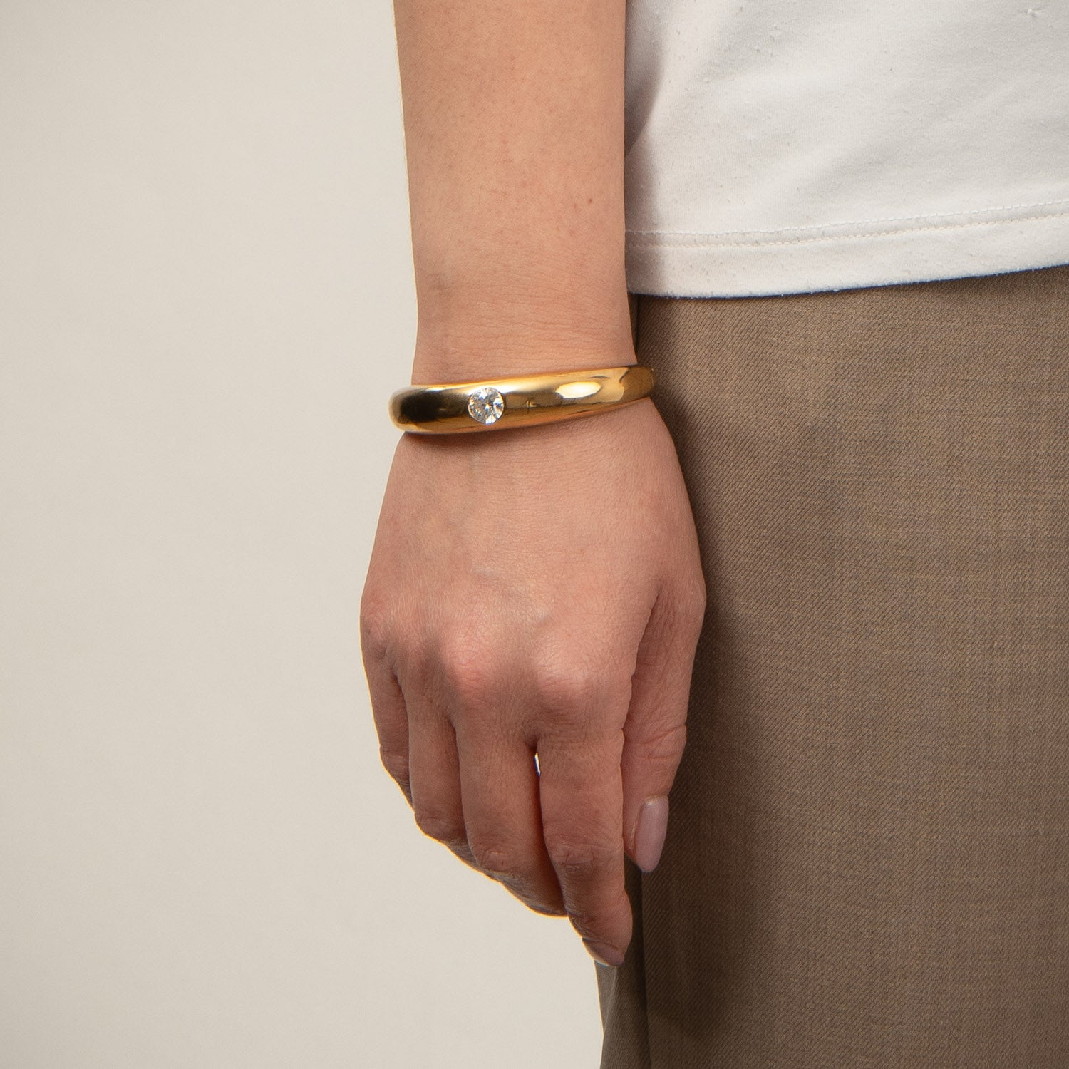 DETAIL254995