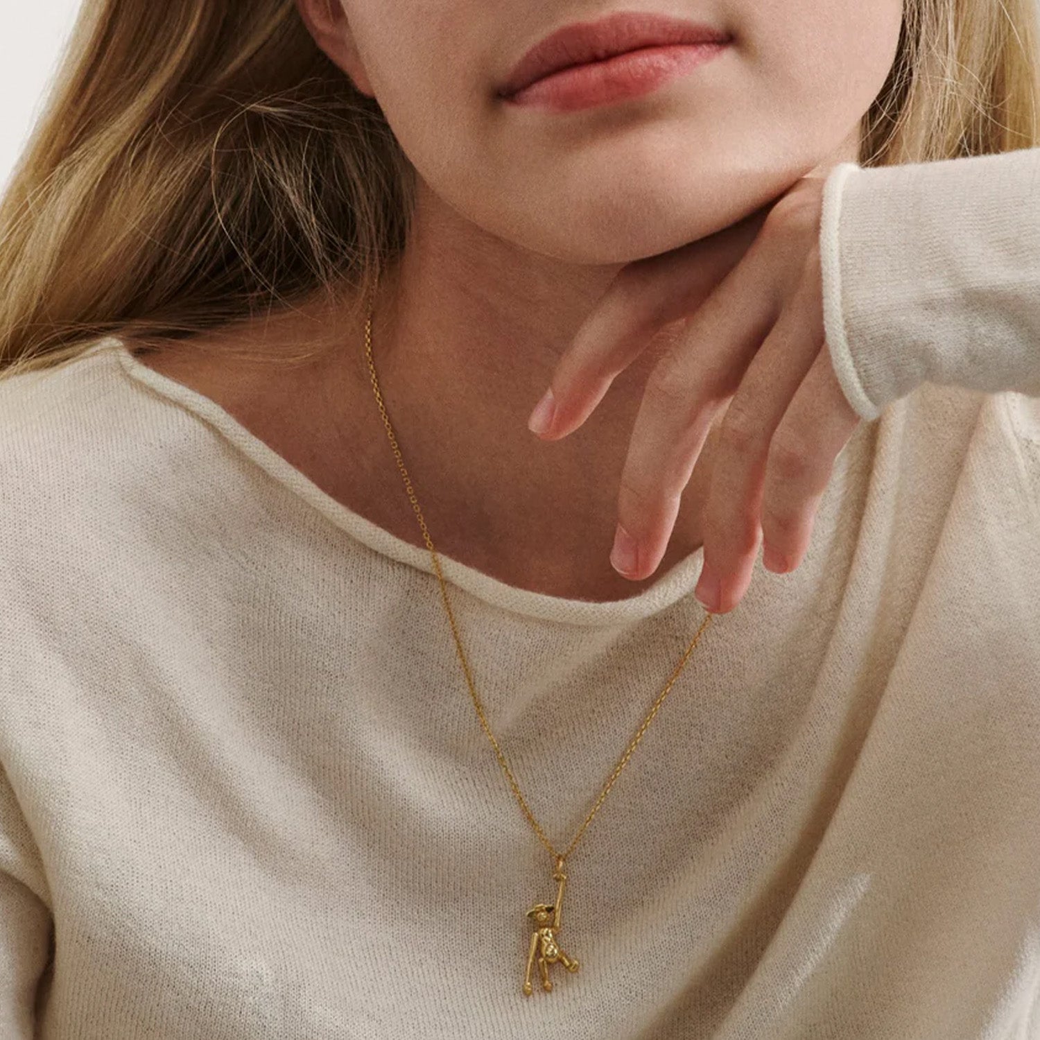 DETAIL236421
