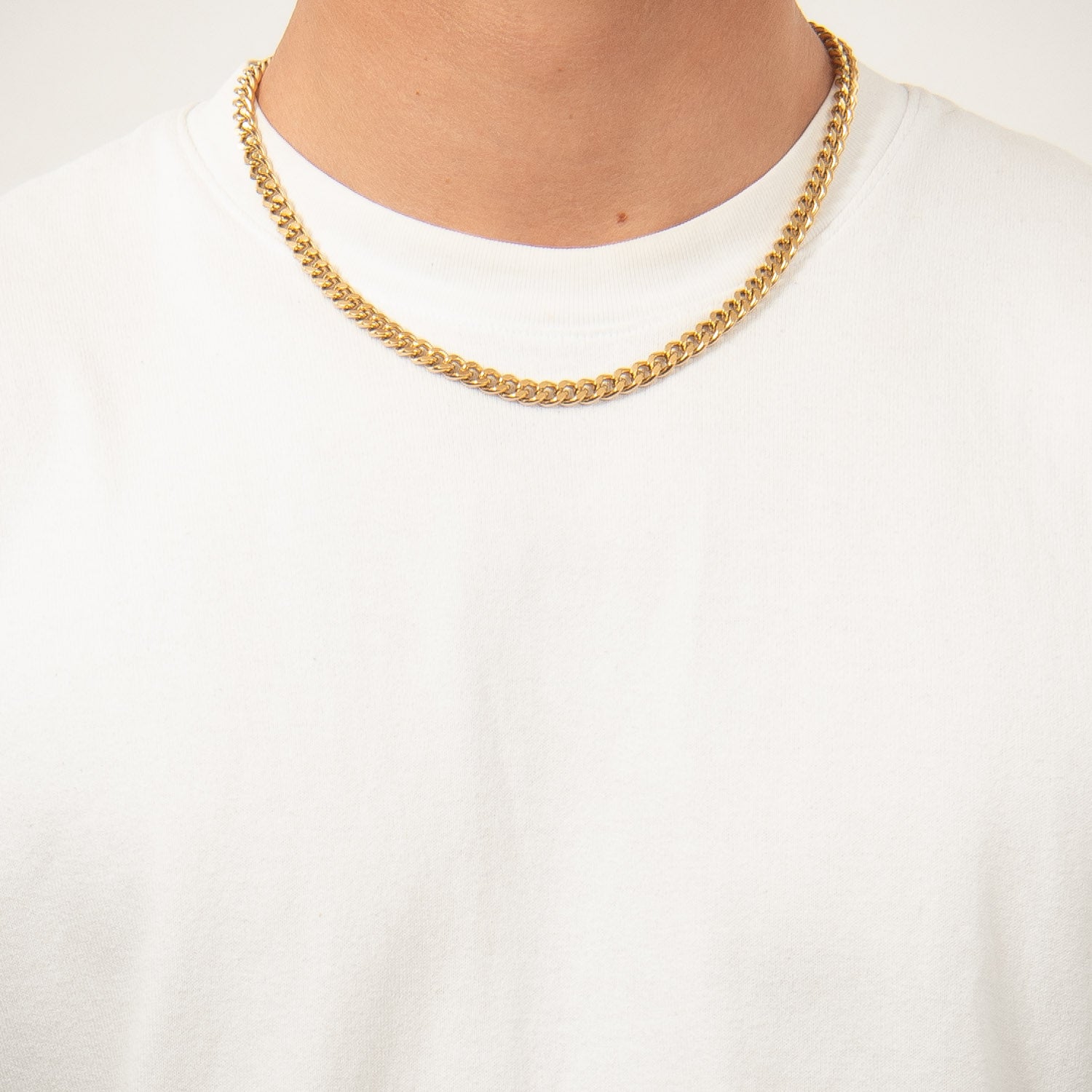 DETAIL238597