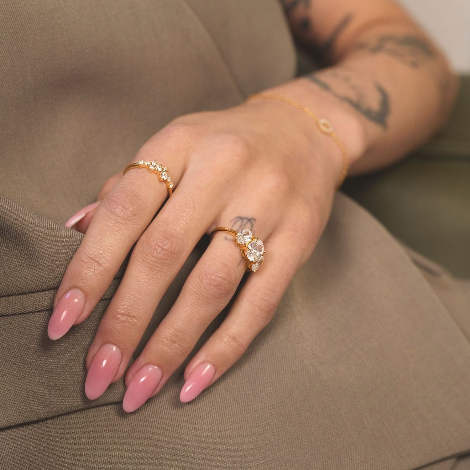 DETAIL239614