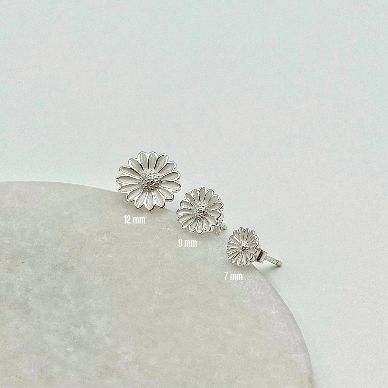 DETAIL242941