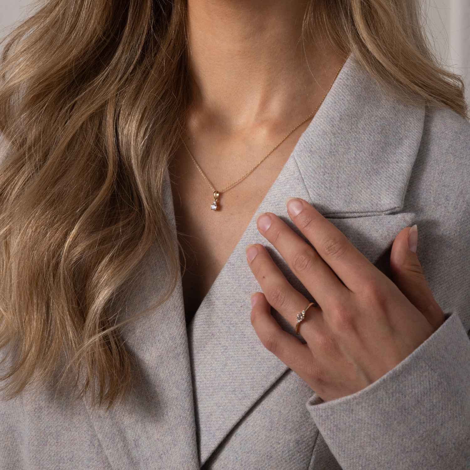 DETAIL256338