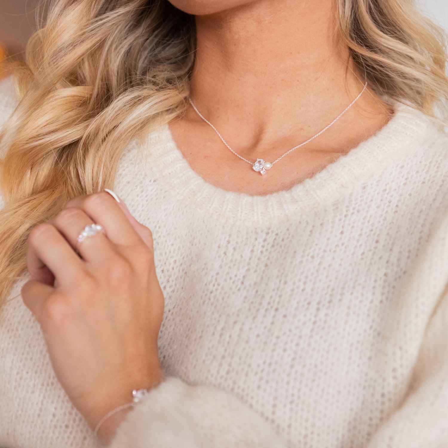 DETAIL252839