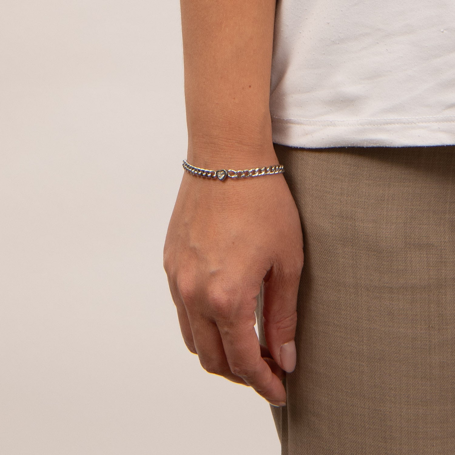 DETAIL254006