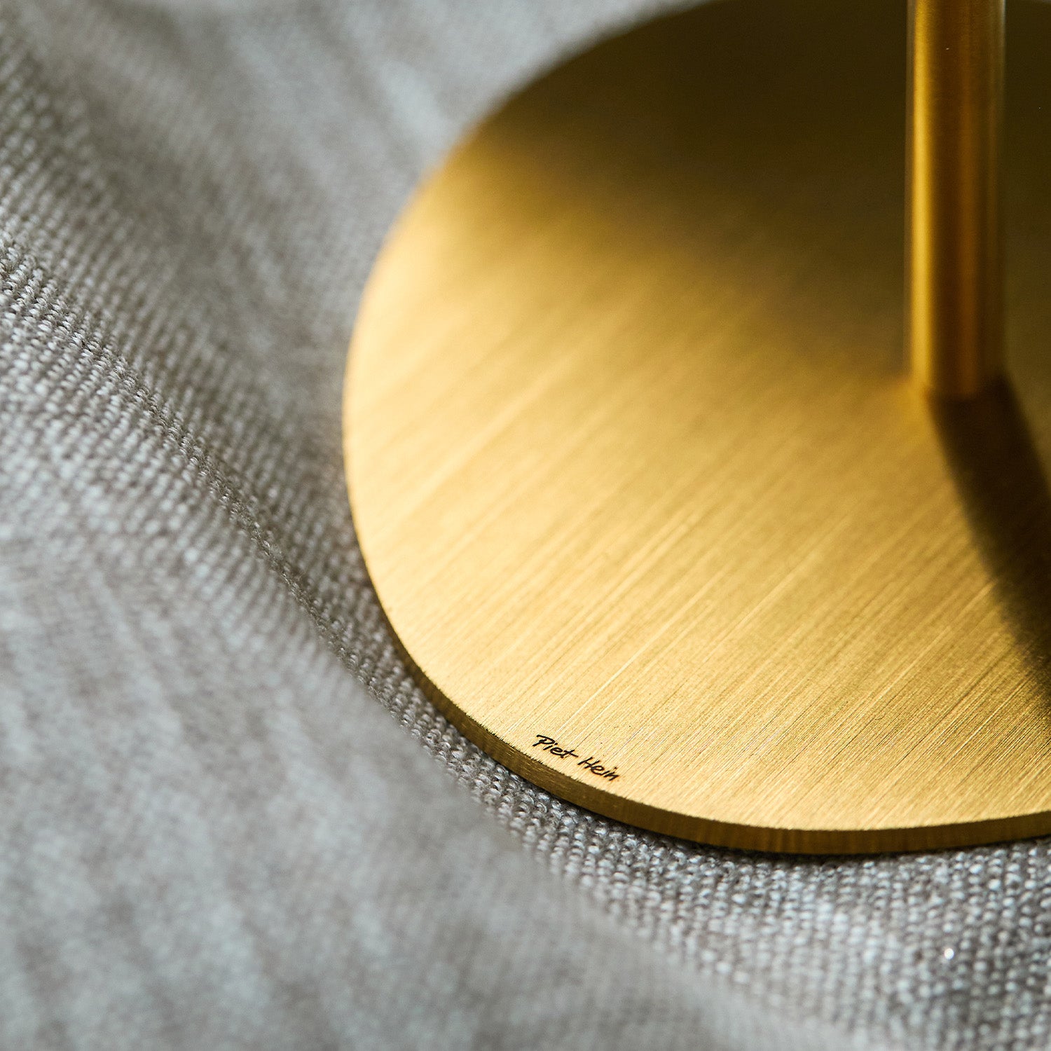 DETAIL223862