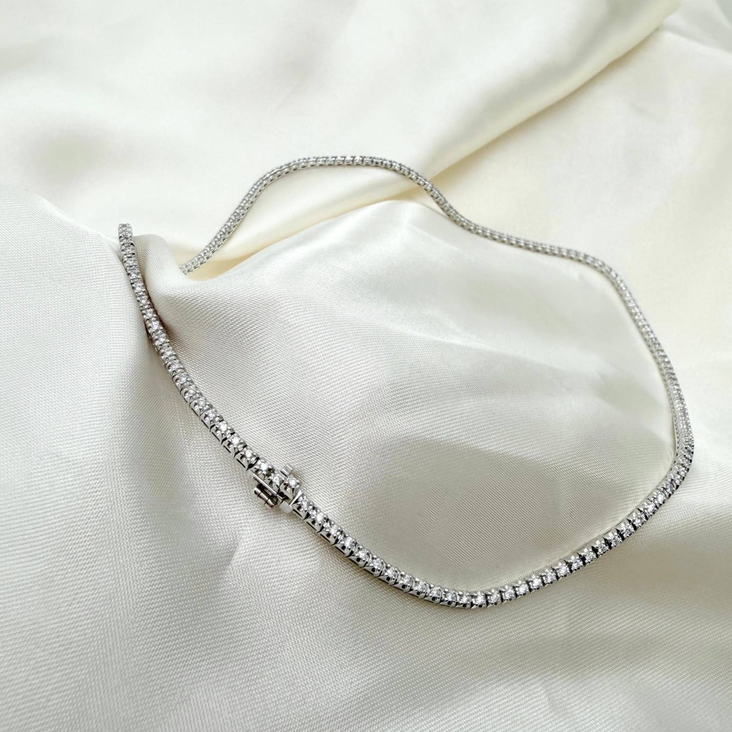 DETAIL244920