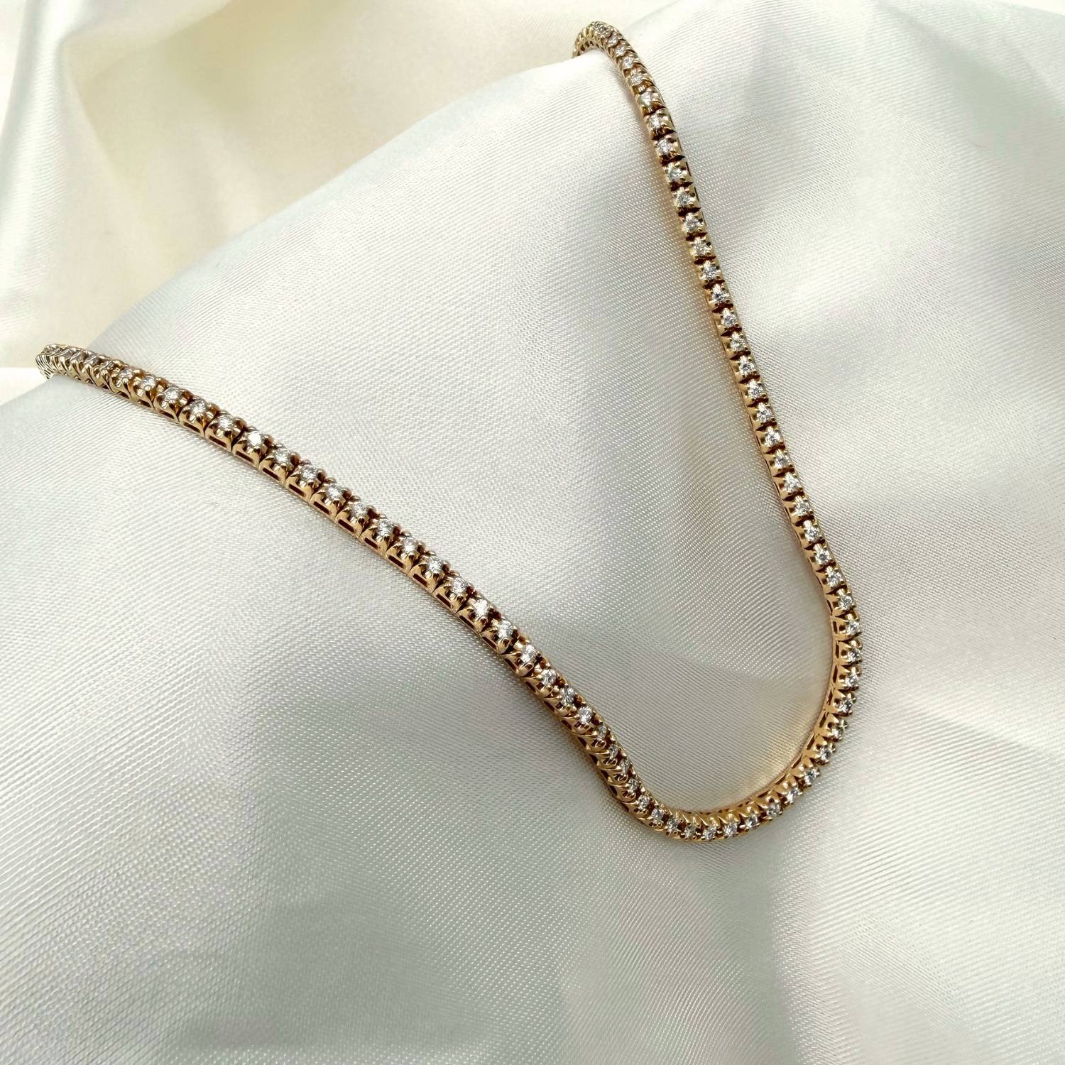DETAIL244923