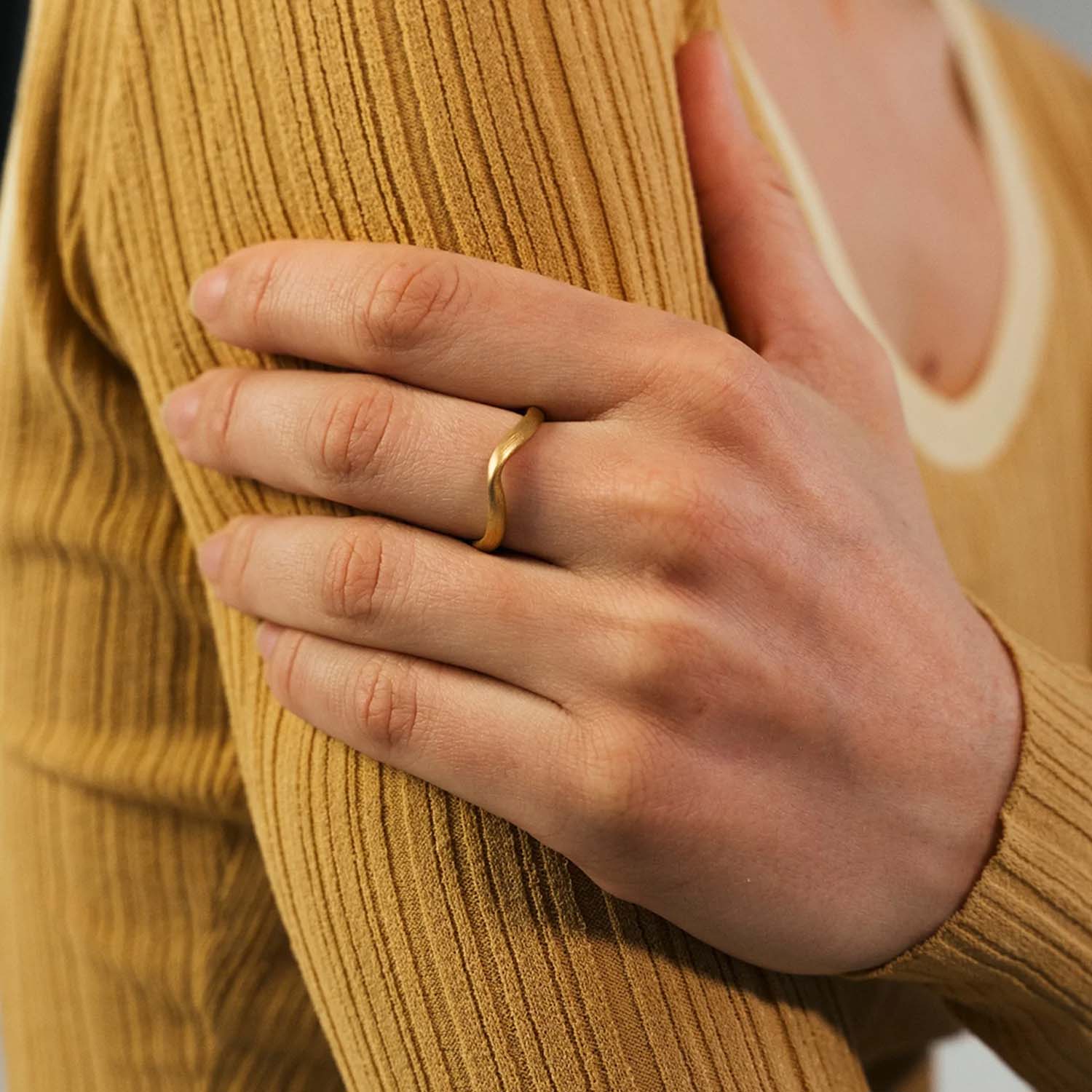 DETAIL194947